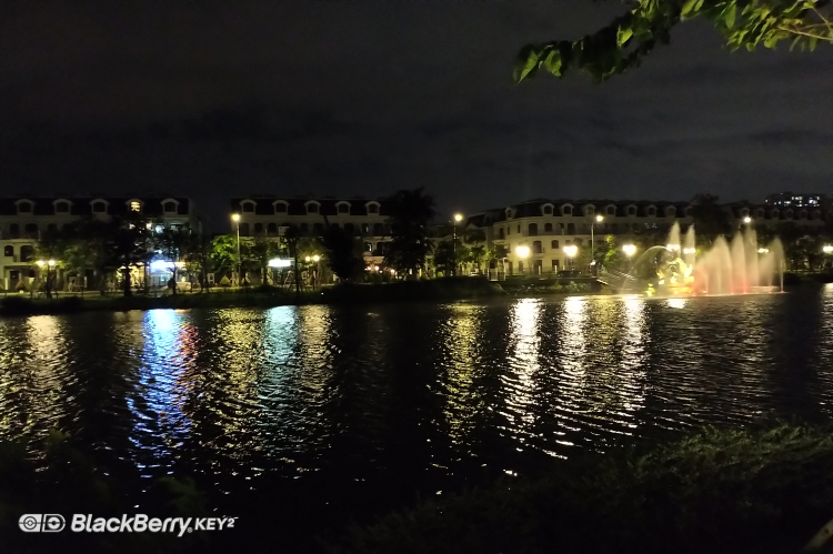 Bên trong khu biệt thự Lake View City vắng bóng cư dân ở quận 2 Bên trong khu biệt thự Lake View City vắng bóng cư dân ở quận 2