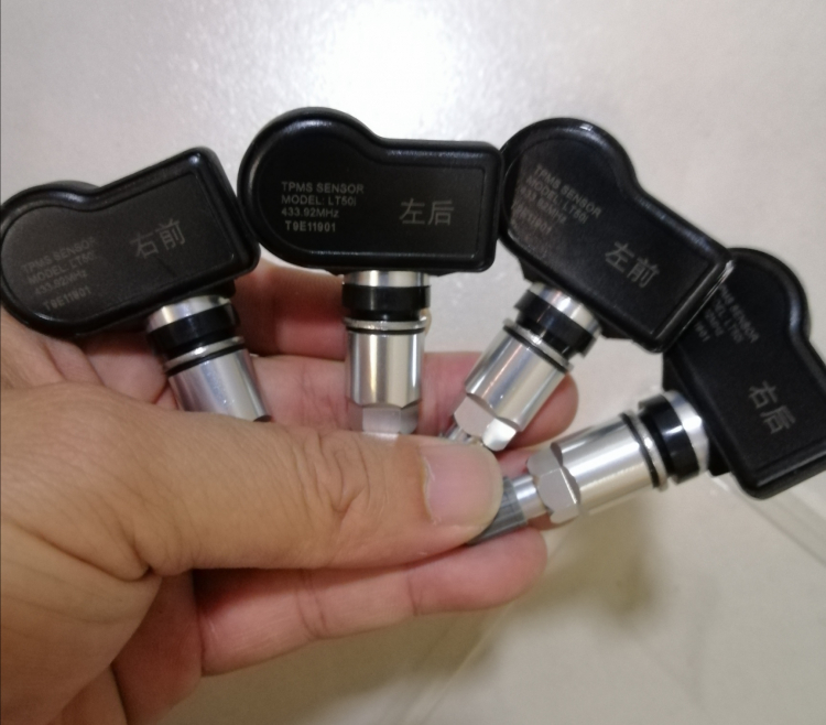 Jolie - Chiếc xe thân thiện Jolie - Chiếc xe thân thiện
