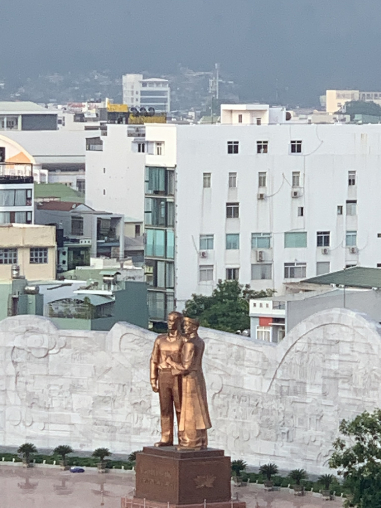 Sài Gòn - Hà Nội : lần đầu làm chuyện ấy Sài Gòn - Hà Nội : lần đầu làm chuyện ấy