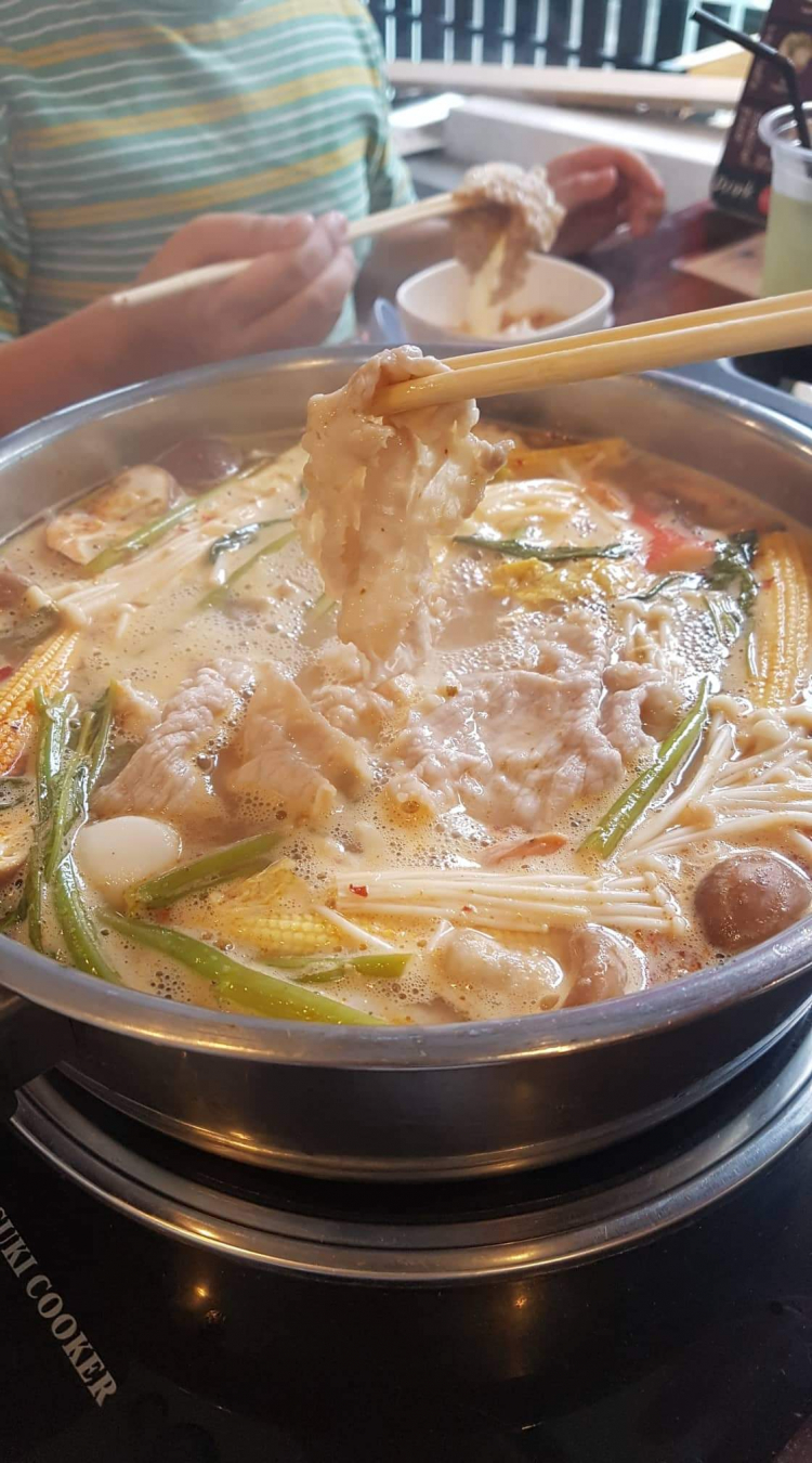 Nhân có thớt đi Mỹ, em hỏi về đi Pháp Nhân có thớt đi Mỹ, em hỏi về đi Pháp