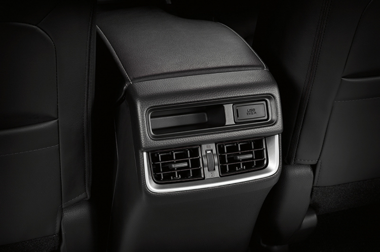 Isuzu D-Max thế hệ mới chính thức ra mắt: Nâng cấp toàn diện, nội thất đẹp mắt Isuzu D-Max thế hệ mới chính thức ra mắt: Nâng cấp toàn diện, nội thất đẹp mắt