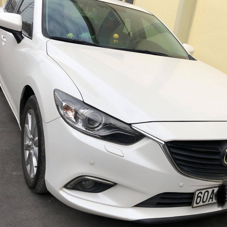 Em muốn chia tay vợ 2: Mazda 6 2015 2.0 AT, màu trắng