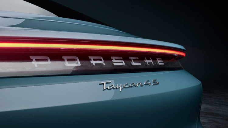 Porsche Taycan 4S ra mắt - giá từ 103.800 USD