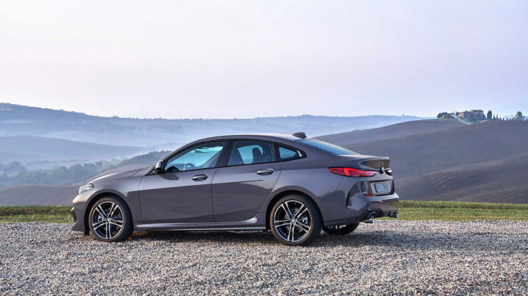 BMW 2 Series Gran Coupe hoàn toàn mới: Đối thủ của Mercedes-Benz CLA BMW 2 Series Gran Coupe hoàn toàn mới: Đối thủ của Mercedes-Benz CLA
