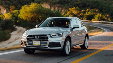 2018-Audi-Q5-in-motion.jpg