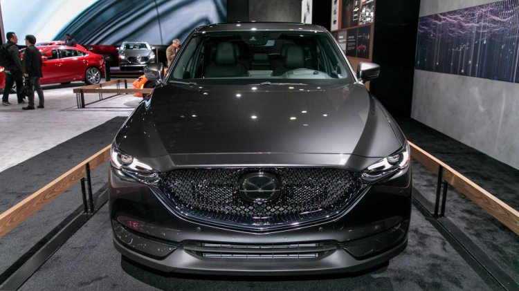 Mazda sẽ giới thiệu động cơ diesel sạch mới vào năm sau
