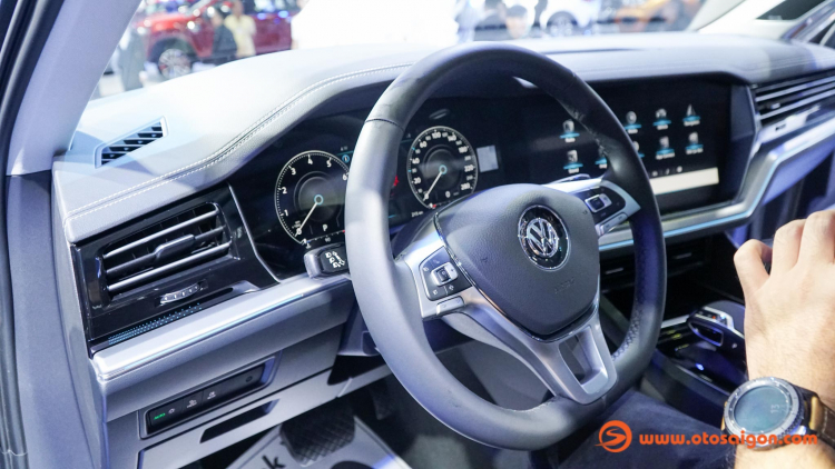 [VMS 2019] Volkswagen Touareg 2019 đã có giá từ 3,099 - 3,888 tỷ đồng