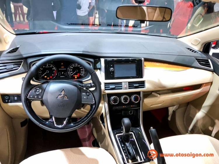[VMS 2019] Chi tiết Mitsubishi Xpander và Outlander SE phiên bản đặc biệt kỷ niệm 25 năm