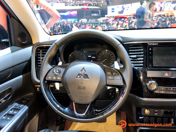 [VMS 2019] Chi tiết Mitsubishi Xpander và Outlander SE phiên bản đặc biệt kỷ niệm 25 năm