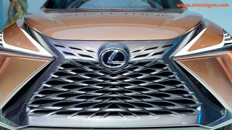 [VMS 2019] Lexus LF-1 Limitless - Concept crossover đặc biệt phá bỏ mọi giới hạn