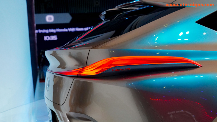 [VMS 2019] Lexus LF-1 Limitless - Concept crossover đặc biệt phá bỏ mọi giới hạn