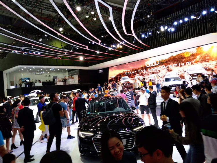 Autoshow 2019, nhìn từ lốp...