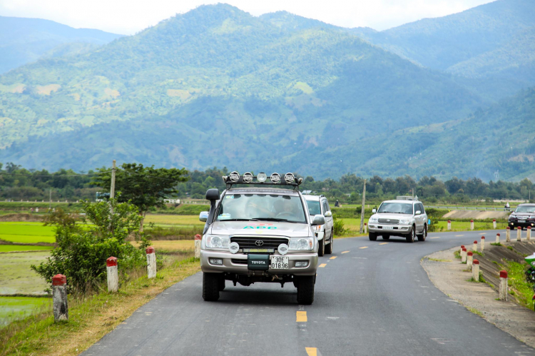 Hình ảnh buổi offline Toyota Land Cruiser: Quy tụ gần 40 xe từ 3 miền đất nước