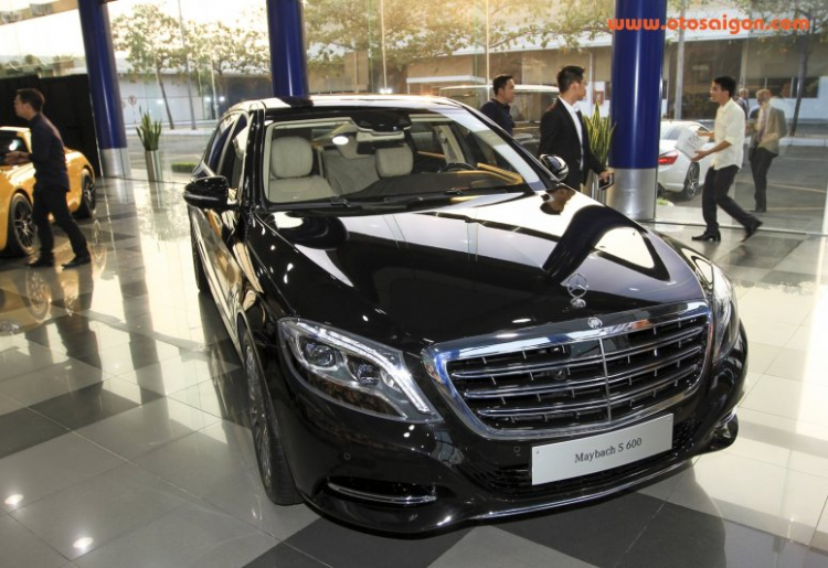 Giá 9,66 tỷ, Mercedes-Maybach S600 sang đến đâu ?