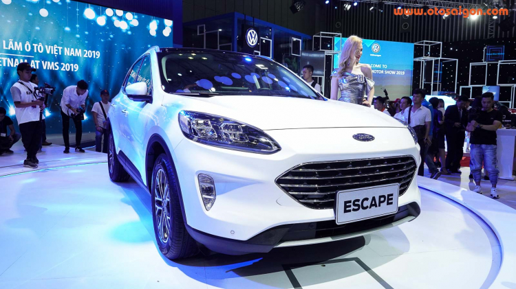 Ford Escape thế hệ mới: Khách hàng Việt Nam cần kiên nhẫn đợi đến năm 2020 Ford Escape thế hệ mới: Khách hàng Việt Nam cần kiên nhẫn đợi đến năm 2020