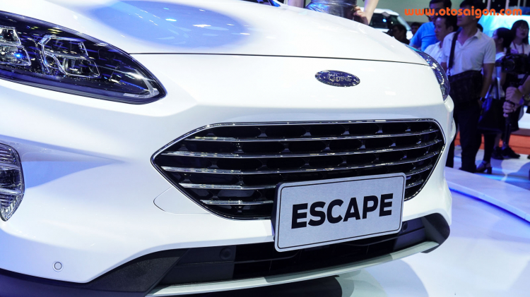 Ford Escape thế hệ mới: Khách hàng Việt Nam cần kiên nhẫn đợi đến năm 2020 Ford Escape thế hệ mới: Khách hàng Việt Nam cần kiên nhẫn đợi đến năm 2020