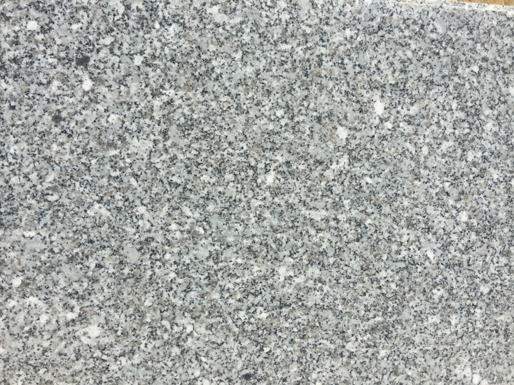 Mặt cầu thang làm đá mài (granito) hay granite các bác?