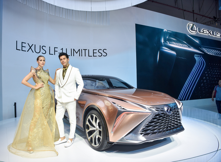 Vườn nghệ thuật Lexus ở Triển lãm ô tô Việt Nam 2019