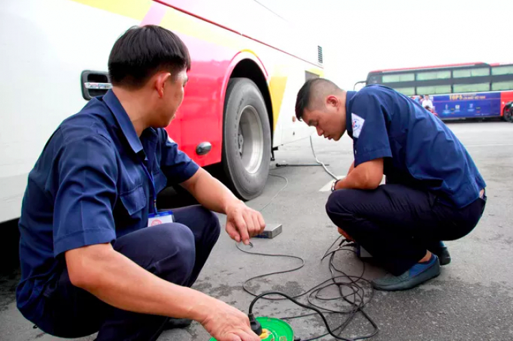 TP. HCM chốt chặn kiểm tra khí thải ôtô