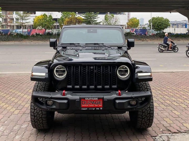 Cận cảnh Jeep Gladiator Rubicon 2020 hàng độc có giá 166.000 USD tại Việt Nam