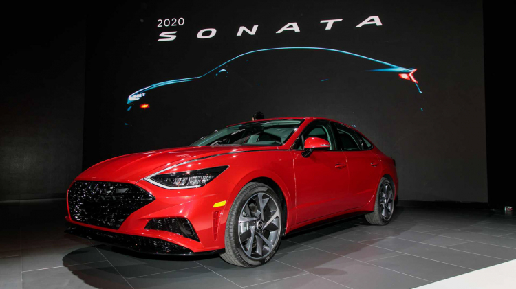 Hyundai Sonata thế hệ mới có giá lên đến 34.230 USD tại Mỹ Hyundai Sonata thế hệ mới có giá lên đến 34.230 USD tại Mỹ