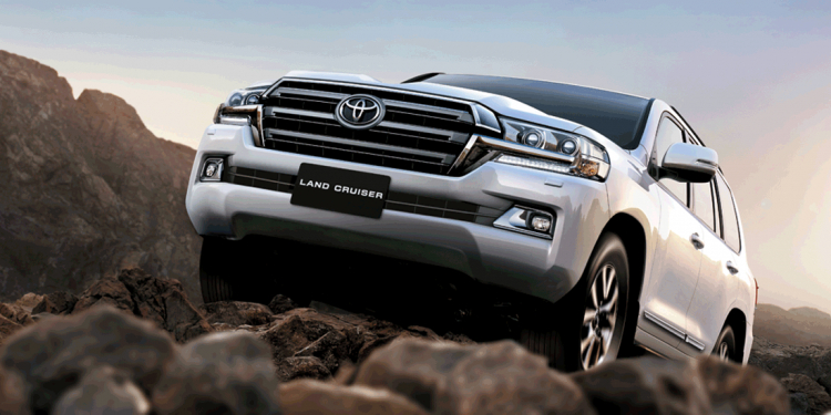 Toyota Land Cruiser 2020 thêm tiện nghi, tăng giá hơn 4 tỷ đồng