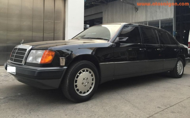 Mercedes-Benz 280E Limousine hàng hiếm tại Việt Nam