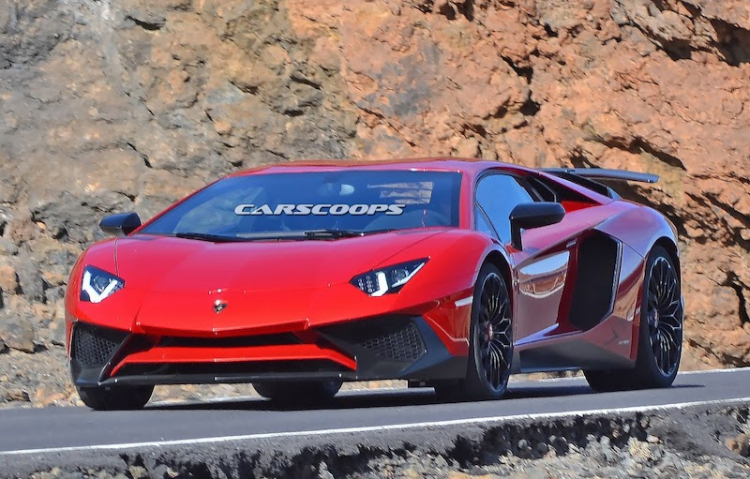 Lamborghini Aventador SV xuất hiện trên đường thử