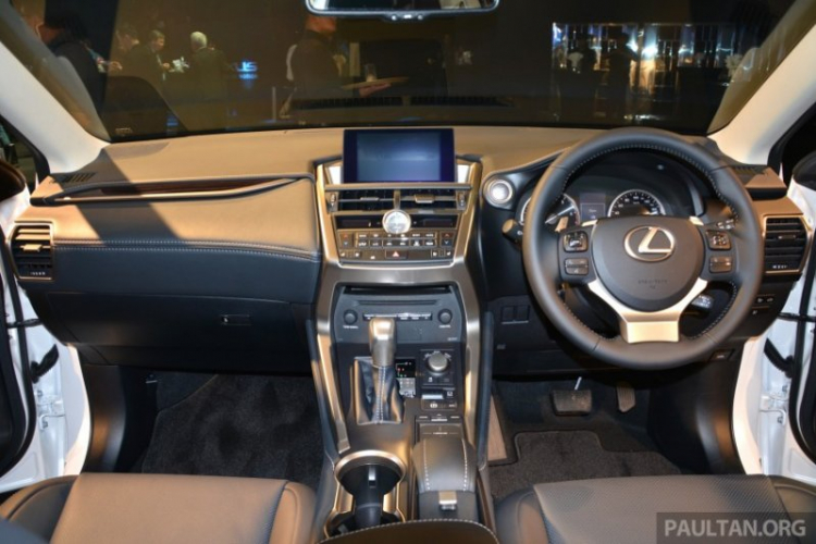 Lexus NX cập bến tại Malaysia, giá từ 1,76 tỷ đồng