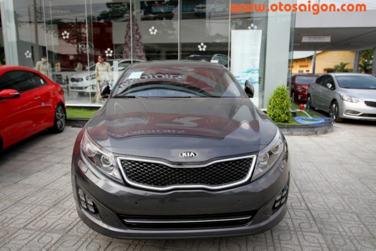 Kia Optima 2015 có giá 908 triệu đồng tại Việt Nam