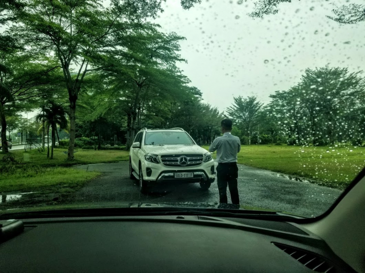 Model huyền thoại: Acura MDX full fùn fụt + ghế da màu Kem (hiếm) Model huyền thoại: Acura MDX full fùn fụt + ghế da màu Kem (hiếm)