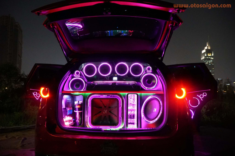 Mazda CX-5 độ loa “đóng cốp”: Siêu hình ảnh - Đỉnh âm thanh
