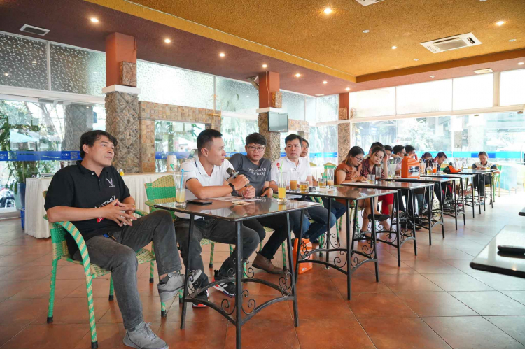 Cà phê sáng cùng Saigon Cruze Club: Buổi offline của người dùng dòng xe Cruze Cà phê sáng cùng Saigon Cruze Club: Buổi offline của người dùng dòng xe Cruze
