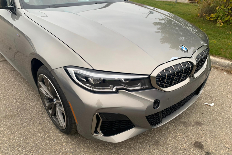 BMW M340i đẹp mắt hơn với màu sơn Xám (Oxide Grey 2)