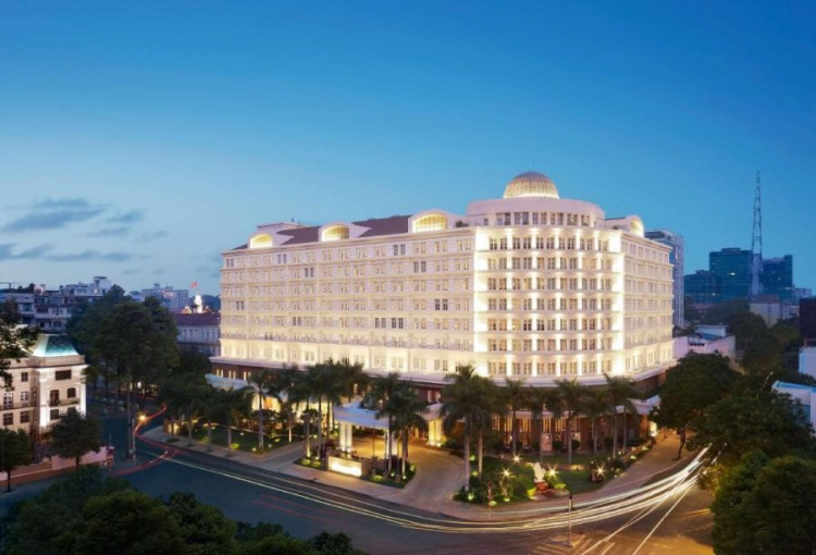 Park Hyatt Sài Gòn lộng lẫy với gam màu trắng ngà