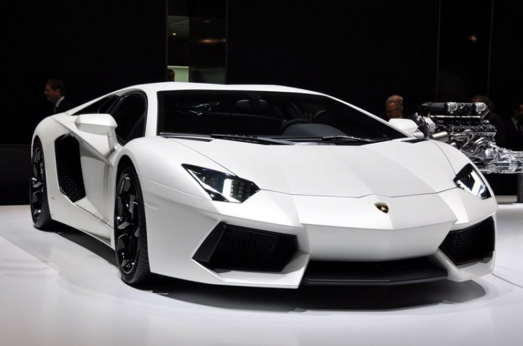 Lamborghini Aventador SV xuất hiện trên đường thử