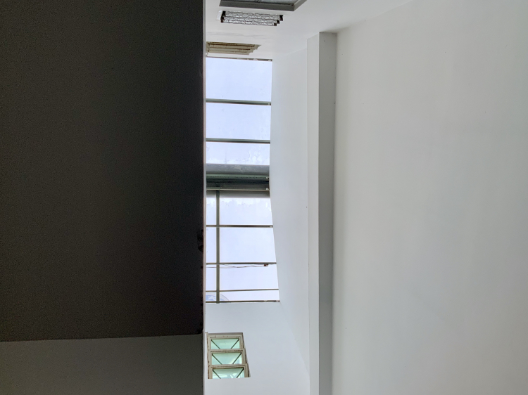 Làm lại giếng trời lấy sáng bằng tấm polycarbonat Làm lại giếng trời lấy sáng bằng tấm polycarbonat