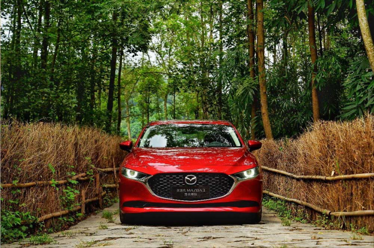 Mazda3 thế hệ mới tiếp tục “ẵm” giải Xe hơi của năm tại Trung Quốc năm 2020
