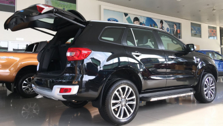 ford-everest titan 1 cầu.jpg