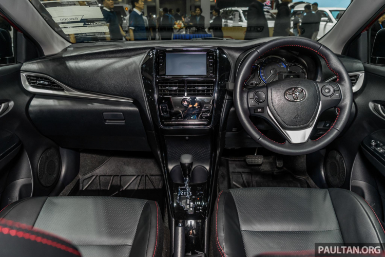 Cận cảnh Toyota Vios (Yaris Ativ) máy 1.2L VVT-iE mới tại Thái Lan Cận cảnh Toyota Vios (Yaris Ativ) máy 1.2L VVT-iE mới tại Thái Lan