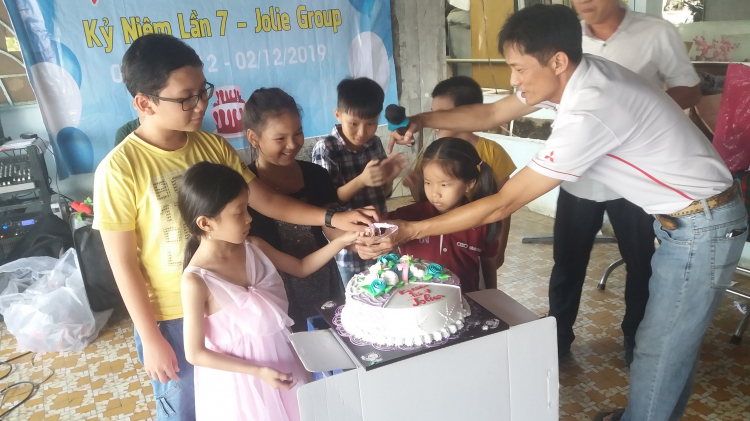 Jolie - Chiếc xe thân thiện Jolie - Chiếc xe thân thiện