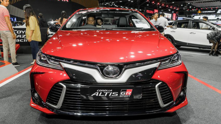 Cận cảnh Toyota Corolla Altis GR Sport 2019 tại Thái Lan, có thể về Việt Nam từ năm sau