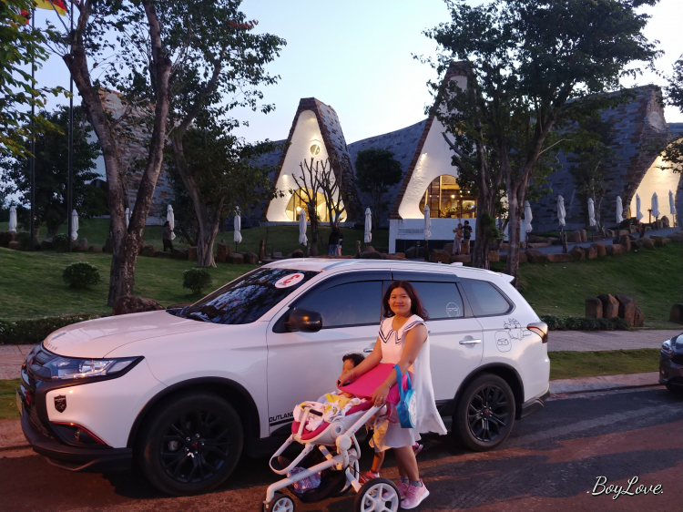 Phượt Xuyên Việt với Outlander 2.0 STD 2018 yêu vấu sau 1 năm dùng Phượt Xuyên Việt với Outlander 2.0 STD 2018 yêu vấu sau 1 năm dùng