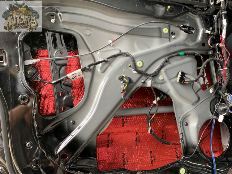 Độ hệ thống âm thanh cao cấp cho Ford Everest Bi-Turbo