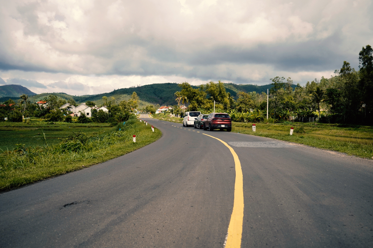 Hành trình lái VinFast Lux SA hơn 1300km từ Sài Gòn - Quy Nhơn