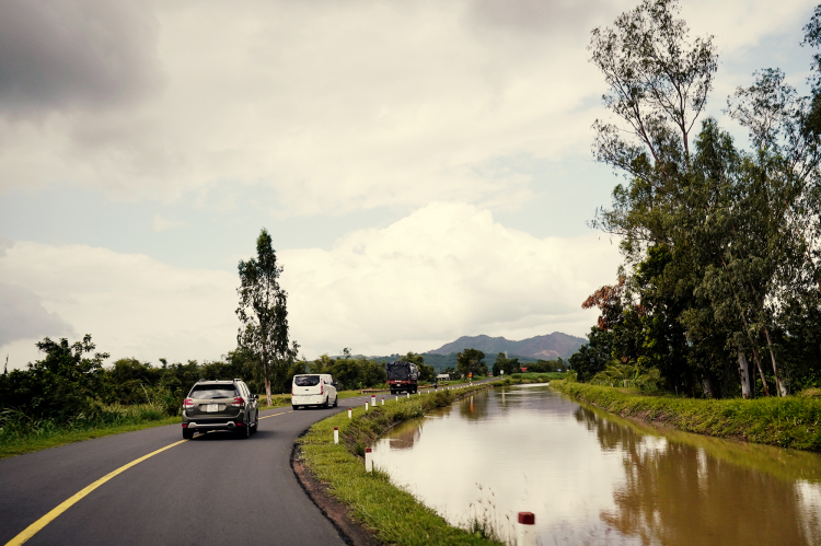Hành trình lái VinFast Lux SA hơn 1300km từ Sài Gòn - Quy Nhơn Hành trình lái VinFast Lux SA hơn 1300km từ Sài Gòn - Quy Nhơn