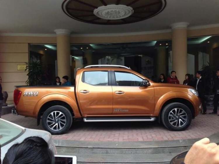 Nissan Navara 2015 đã về Việt Nam, "đe doạ" Ford Ranger