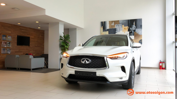 Ảnh chi tiết Infiniti QX50 giá 2,45 tỷ đồng: Cùng phân khúc với GLC, X3, Q5, NX Ảnh chi tiết Infiniti QX50 giá 2,45 tỷ đồng: Cùng phân khúc với GLC, X3, Q5, NX