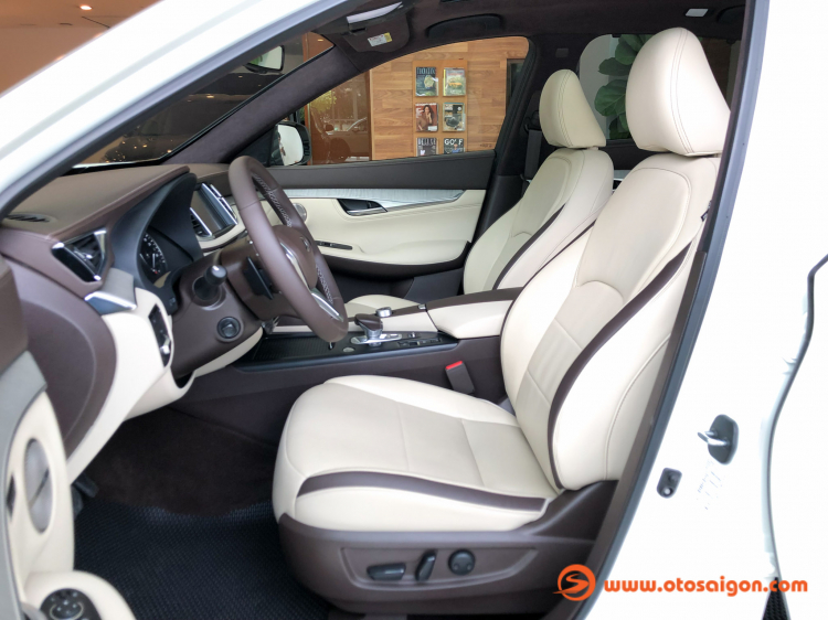 Ảnh chi tiết Infiniti QX50 giá 2,45 tỷ đồng: Cùng phân khúc với GLC, X3, Q5, NX Ảnh chi tiết Infiniti QX50 giá 2,45 tỷ đồng: Cùng phân khúc với GLC, X3, Q5, NX