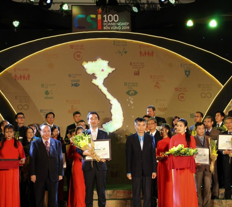 Bridgestone Việt Nam 4 năm liền đạt "Top 100 doanh nghiệp phát triển bền vững"